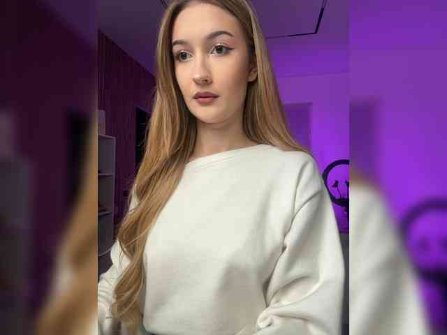 -Lana-Chester- webcam