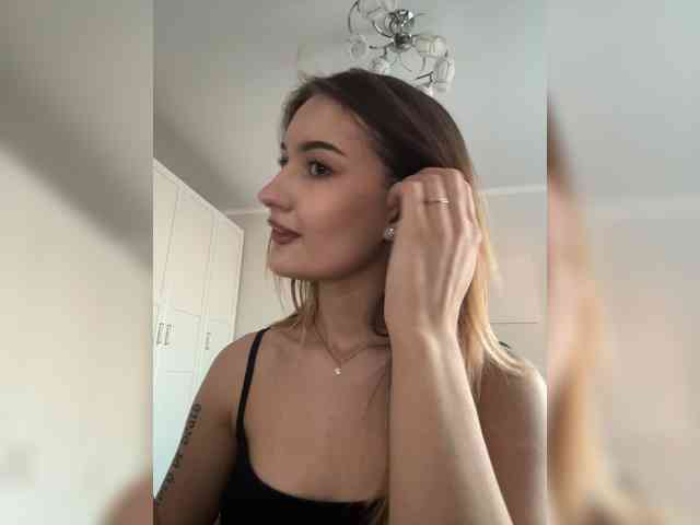 -Lana-Chester-