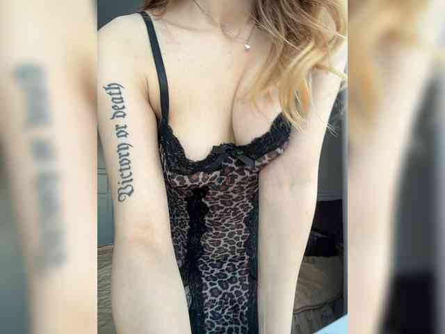 -Lana-Chester- Live Webcam on BongaCams