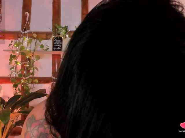 VictoriaMilan webcam