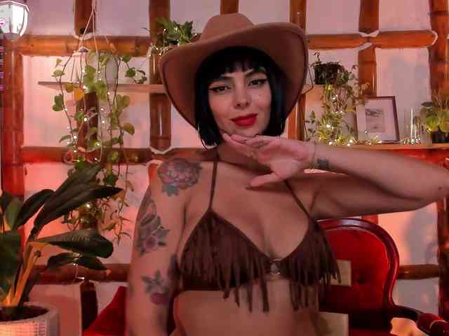 VictoriaMilan webcam
