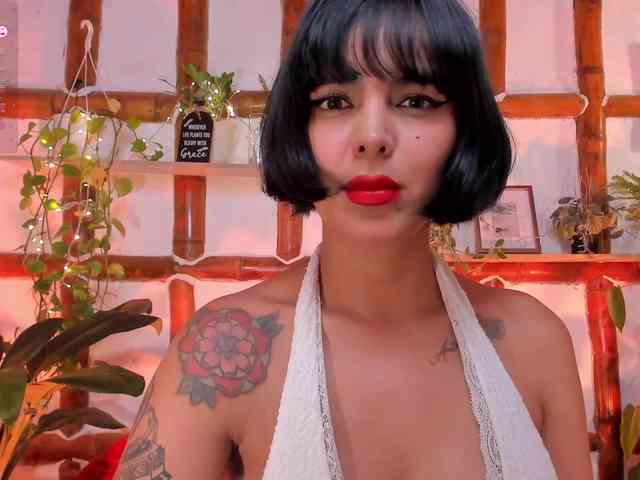 VictoriaMilan webcam