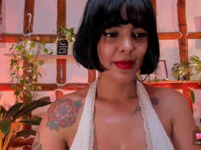 VictoriaMilan webcam