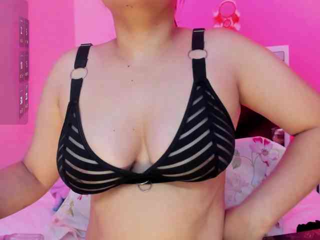 SofiaWalke webcam