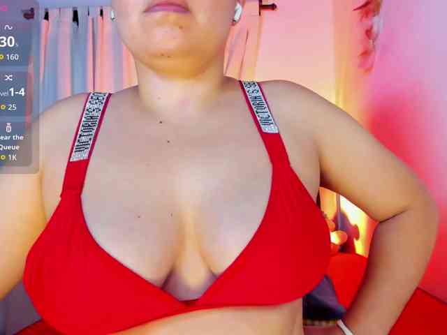 SofiaWalke webcam