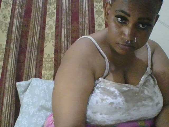 Sweetbebz live cam preview