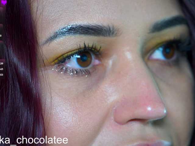 Adel-chocolatee live cam on BongaCams