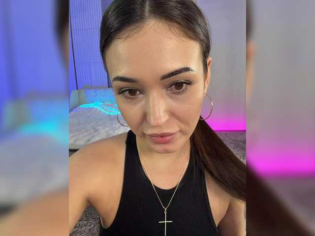 Adel-chocolatee's BongaCams show and profile