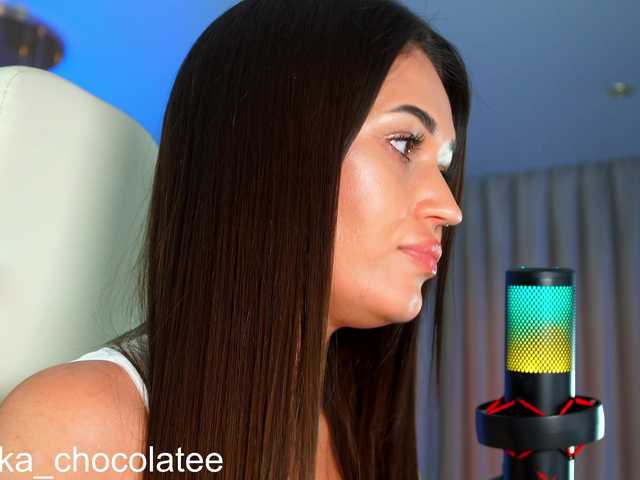 Adel-chocolatee