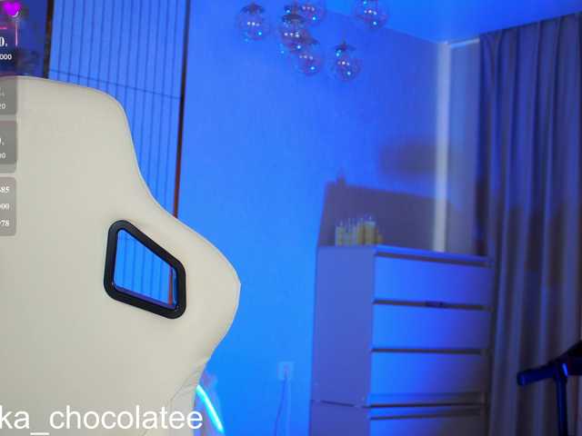 Adel-chocolatee