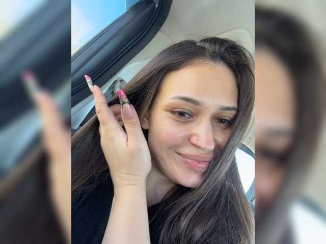  Adel-chocolatee chat room