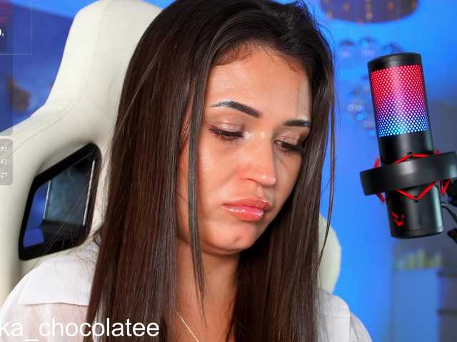 Adel-chocolatee
