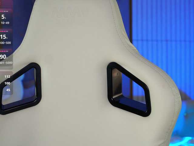 Adel-chocolatee's BongaCams show and profile