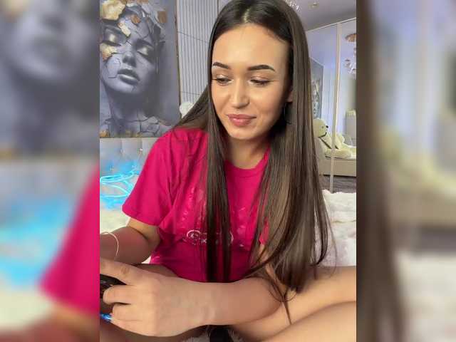 Adel-chocolatee's BongaCams show and profile