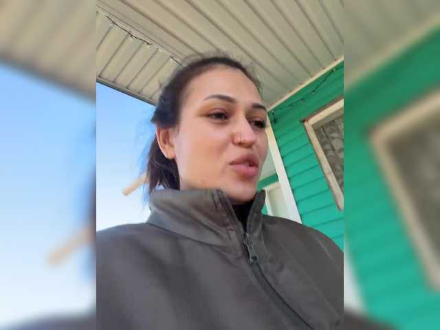  Adel-chocolatee chat room