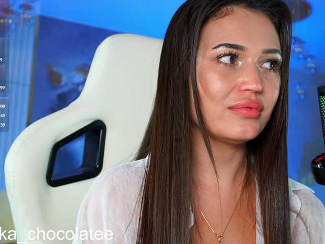 Adel-chocolatee live cam on BongaCams