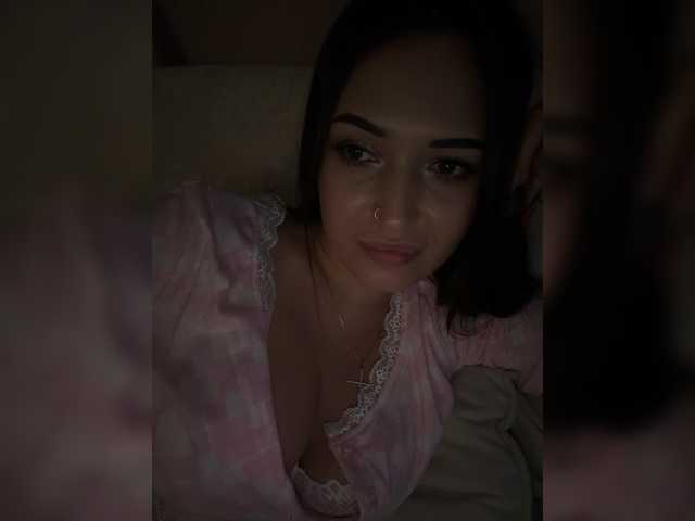Adel-chocolatee's BongaCams show and profile
