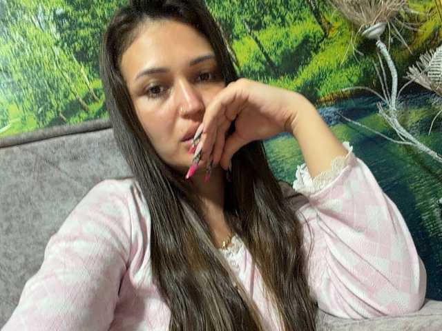  Adel-chocolatee chat room