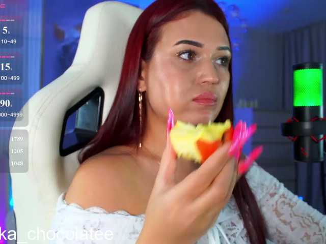 Adel-chocolatee live cam on BongaCams