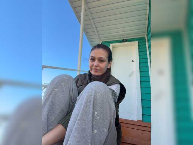  Adel-chocolatee chat room