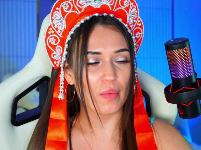 Adel-chocolatee's BongaCams show and profile