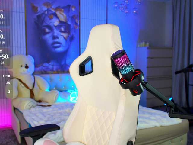 Adel-chocolatee's BongaCams show and profile