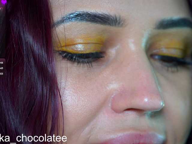 Adel-chocolatee live cam on BongaCams