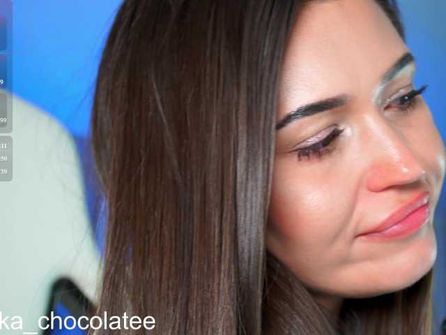 Adel-chocolatee live cam on BongaCams