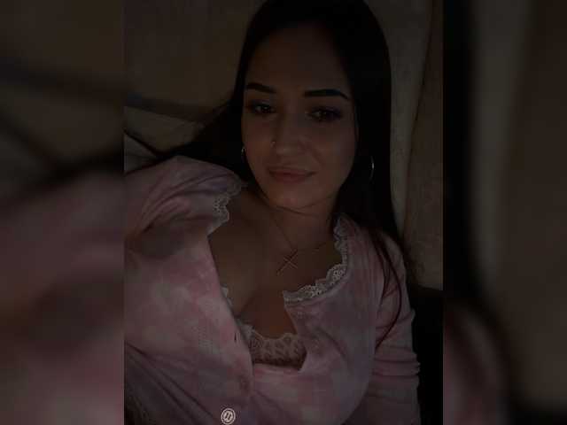 Adel-chocolatee's BongaCams show and profile