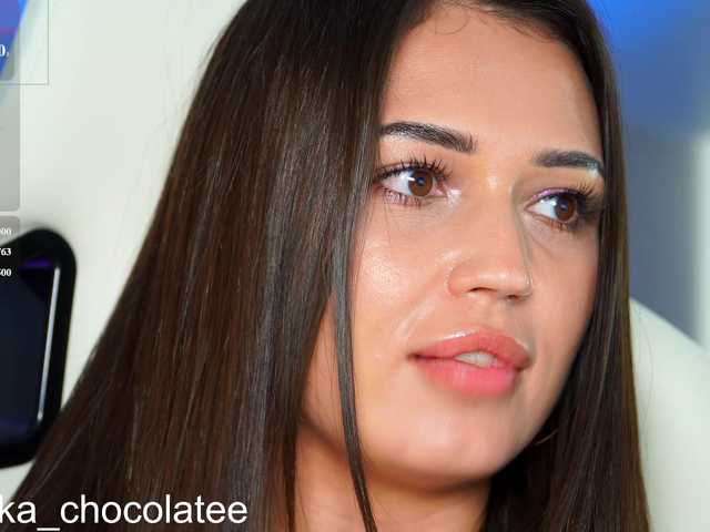 Adel-chocolatee live cam on BongaCams