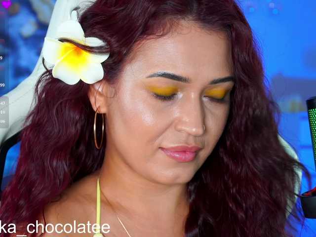 Adel-chocolatee live cam on BongaCams