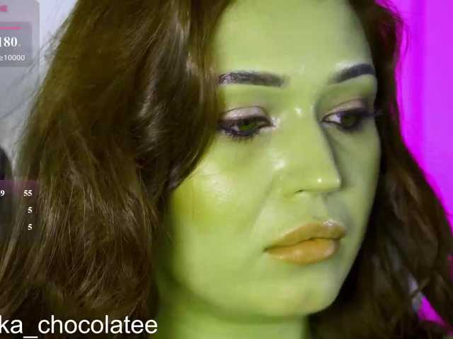 Adel-chocolatee, en vivo ahora en BongaCams