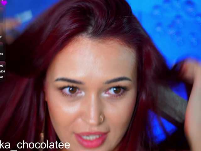Adel-chocolatee live cam on BongaCams