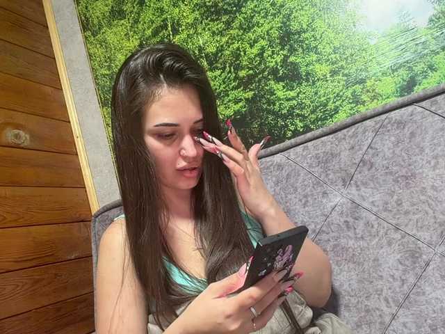 Adel-chocolatee