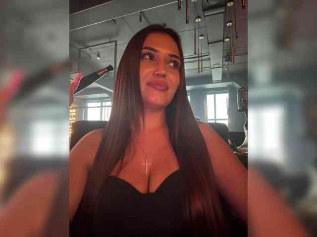Anutka-chocolateee webcam