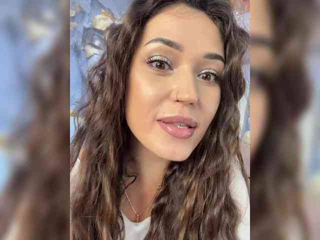Anutka-chocolatee webcam