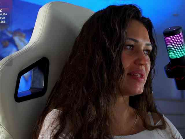 Anutka-chocolatee webcam