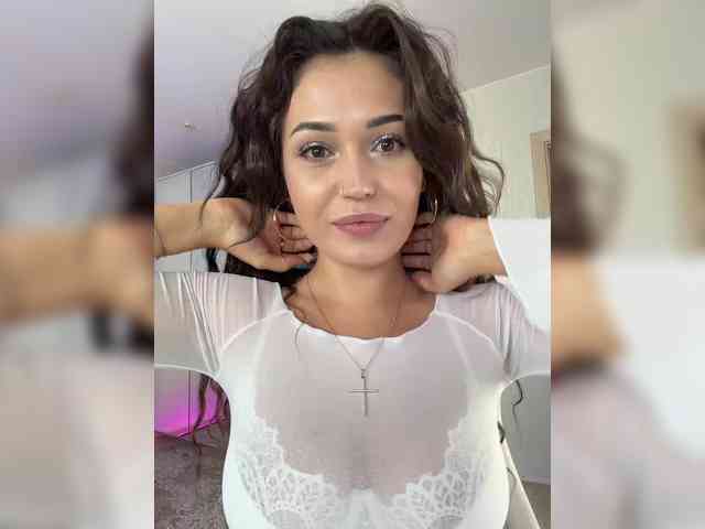 Anutka-chocolatee webcam