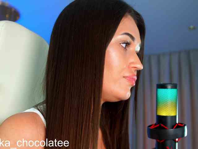 Anutka-chocolatee webcam