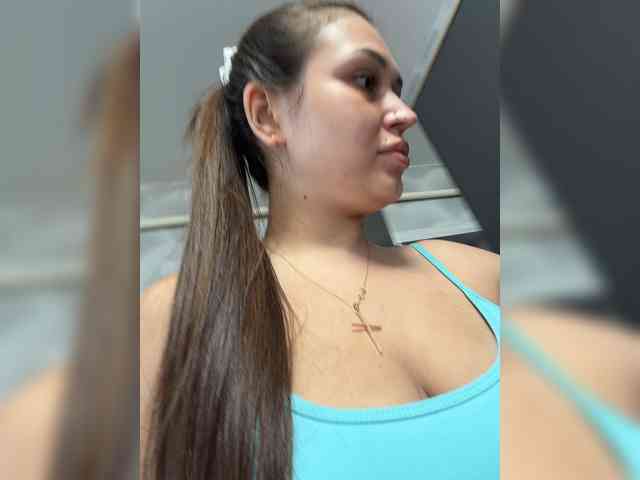 Anutka-chocolatee webcam