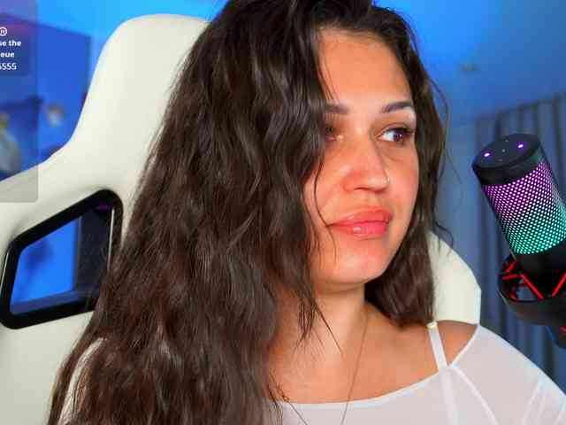 Anutka-chocolatee webcam