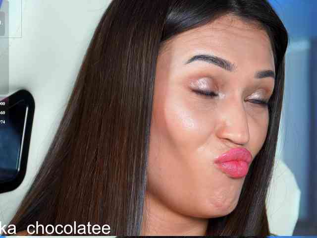 Anutka-chocolatee webcam