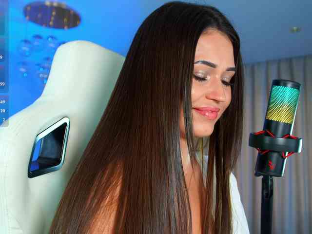 Anutka-chocolatee webcam