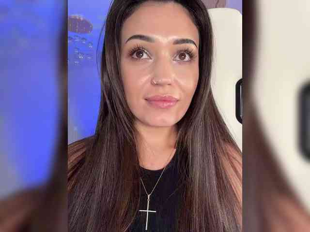 Anutka-chocolatee webcam