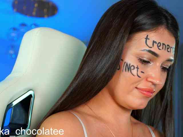 Anutka-chocolatee webcam