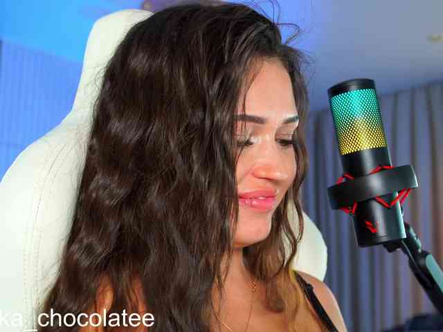 Anutka-chocolatee webcam