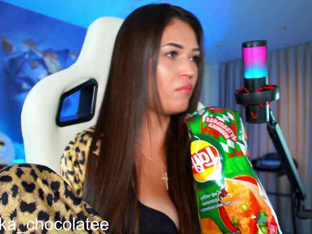 Anutka-chocolatee webcam