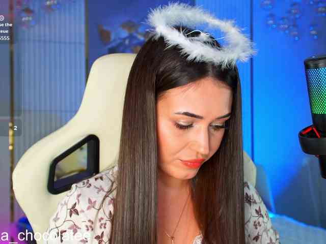 Anutka-chocolatee webcam