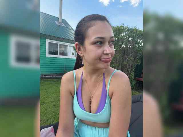 Adel-chocolatee Live Webcam on BongaCams