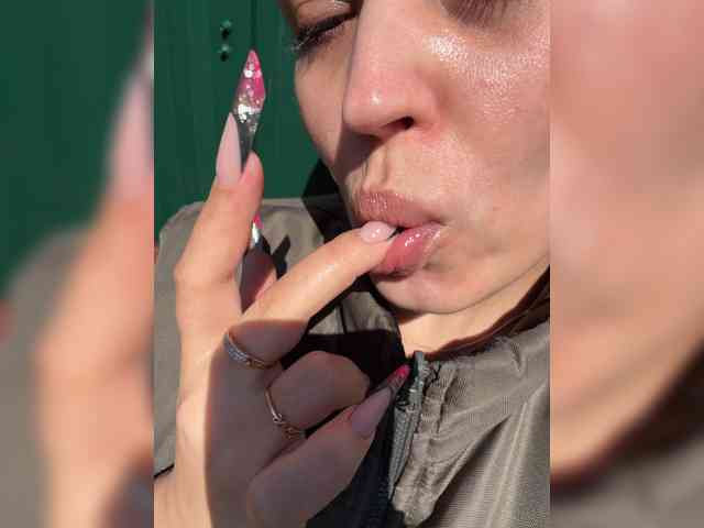 Anutka-chocolatee webcam